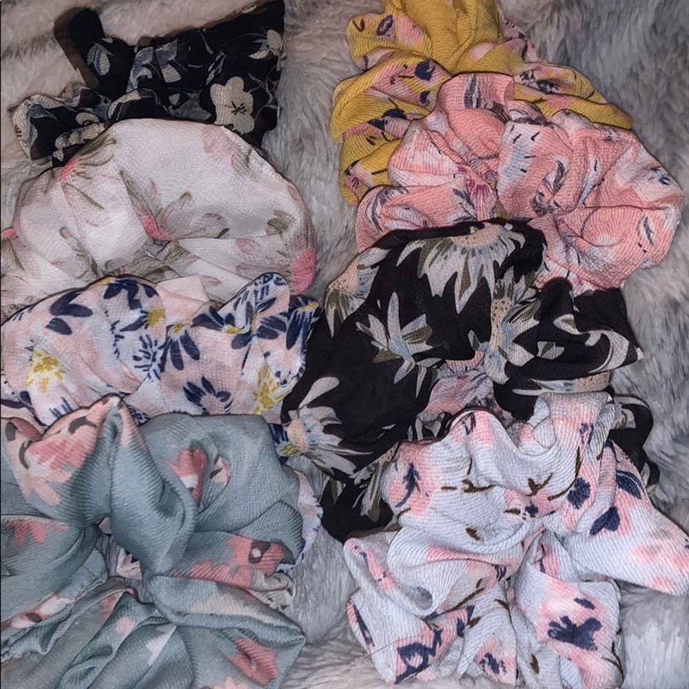 Scrunches